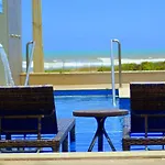 Tropical Mar Hotel